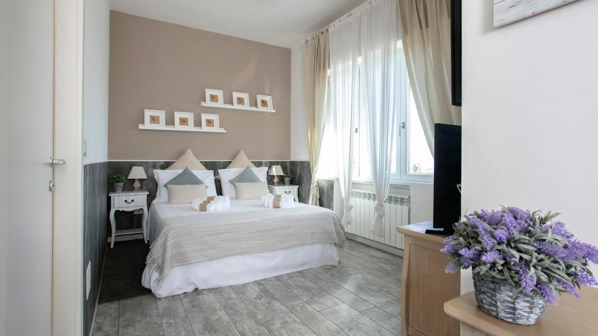 Residenza Il Punto Hotel Perugia Gæstehus
